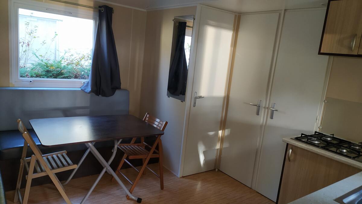 Bungalow 6 pers. avec piscine et jeux en Aubrac - Photo 5