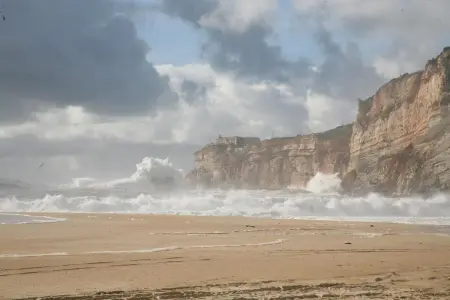 Appartement 120 m² vue mer et cheminée à Nazaré, 6 personnes : photo 37