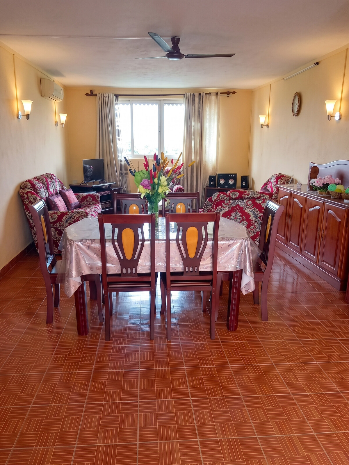 Appartement 2 chambres à Grand Baie, piscine et jardin clôturé - Photo 3