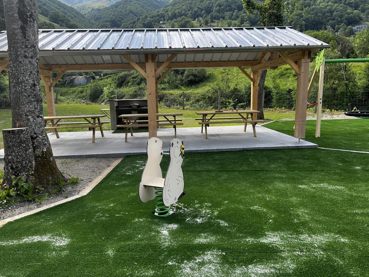 Bungalow 3 pers. à Cauterets, terrasse barbecue et vue montagne - Photo 8