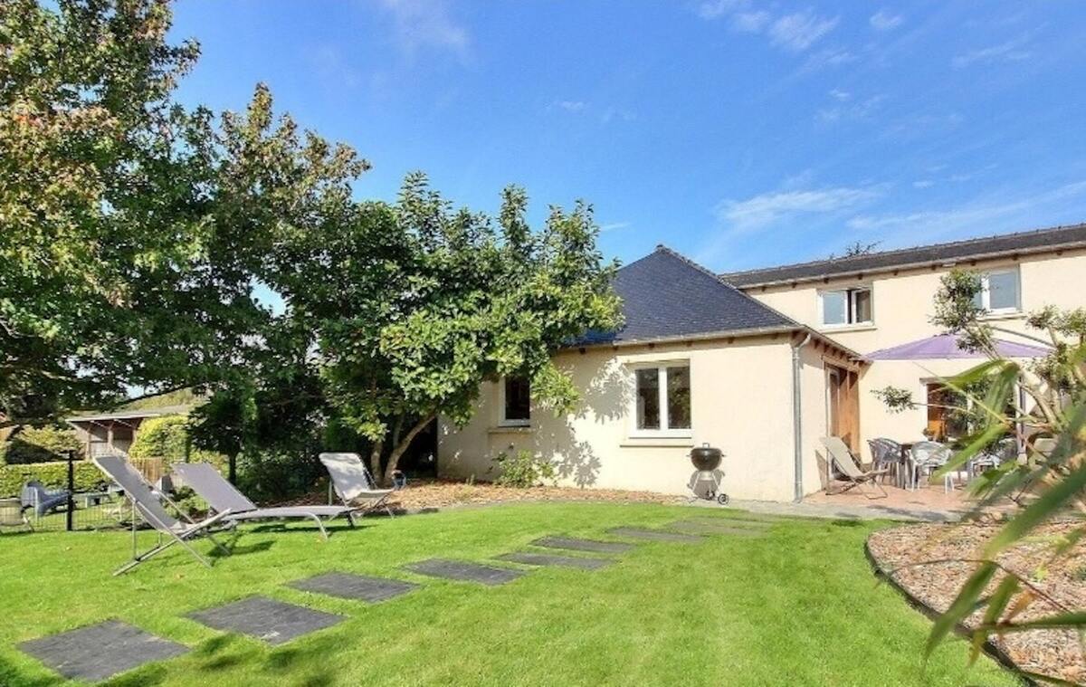 Maison charmante à Plourhan avec jardin et terrasse - Photo 4