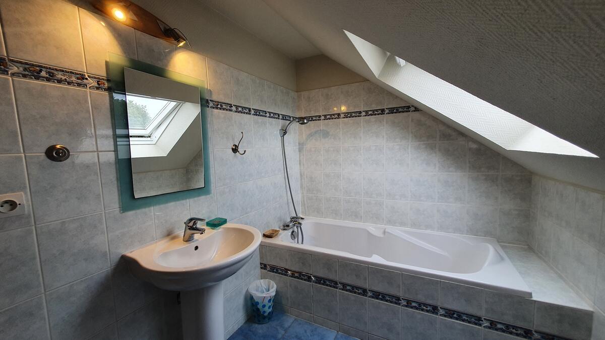 Maison charmante à Plourhan avec jardin et terrasse - Photo 7