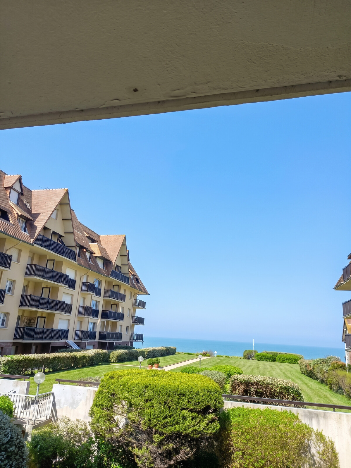 Appartement 30 m² vue mer avec balcon à Cabourg - Photo 1