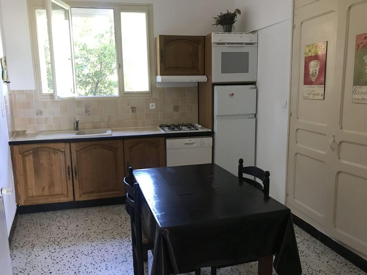 Appartement 5 pers. à Orgnac-l'Aven, piscine juillet-août - Photo 17