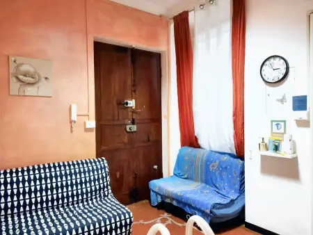 Appartement charmant à Genova avec parking privé, 70 m² - Photo 2