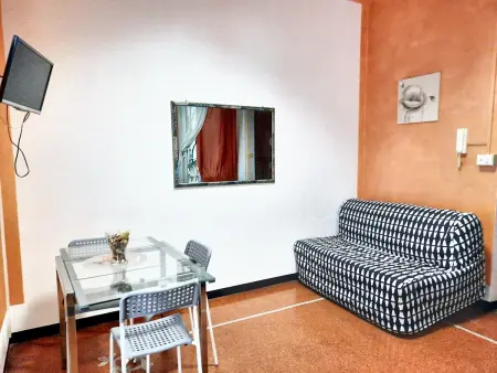 Appartement charmant à Genova avec parking privé, 70 m² - Photo 3
