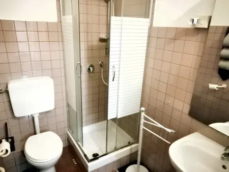 Appartement charmant à Genova avec parking privé, 70 m² - Photo 19