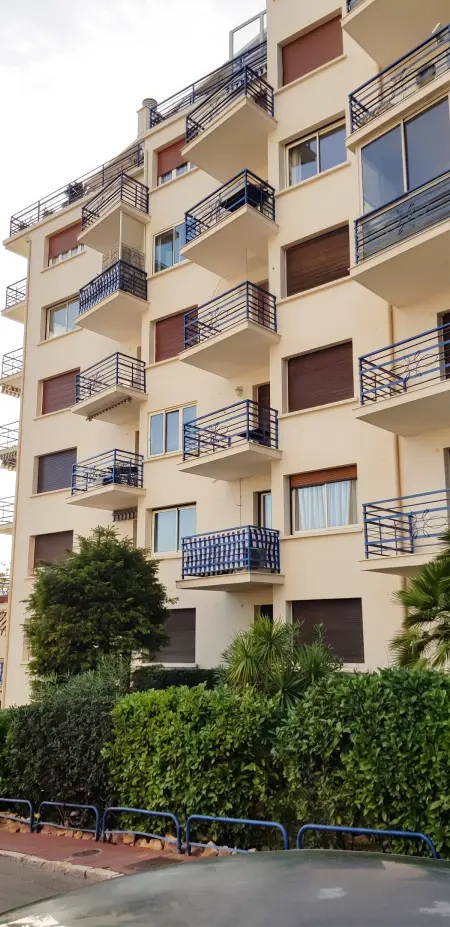 Appartement 33 m² vue mer avec terrasse privée à Cannes : photo 11