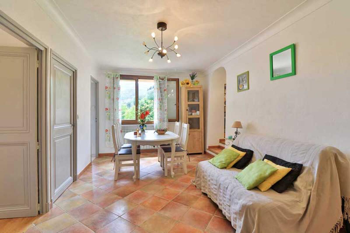 Appartement 2 chambres avec terrasse et vue montagne au Bar-sur-Loup - Photo 3