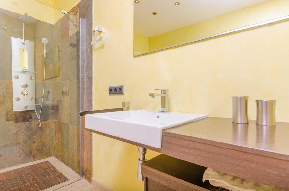 Villa charmante avec piscine privée aux Illes Balears - Photo 33