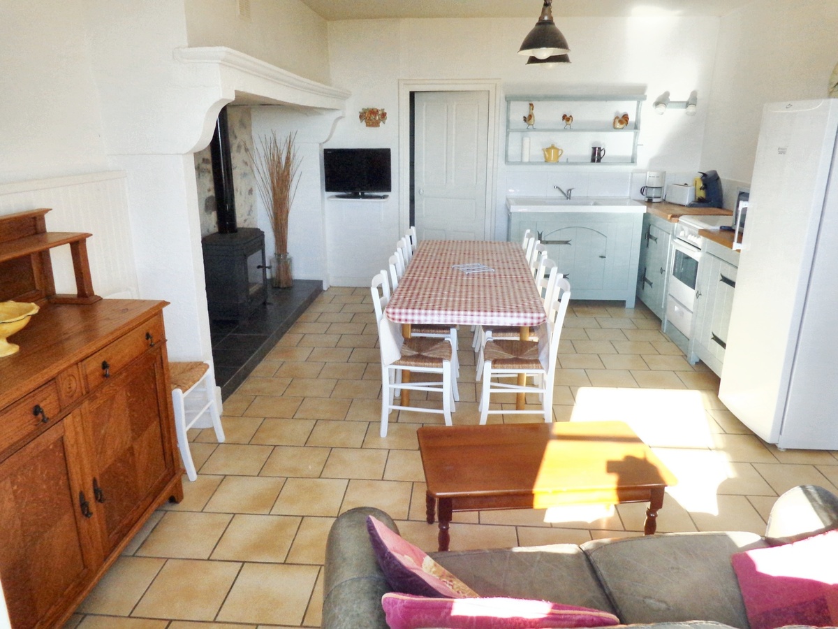 Maison 150 m² pour 9 personnes à Mercœur, pétanque et barbecue - Photo 3