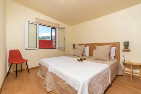 Spacieuse maison avec piscine à Prazeres, Maison 18 personnes à Prazeres - Photo 20