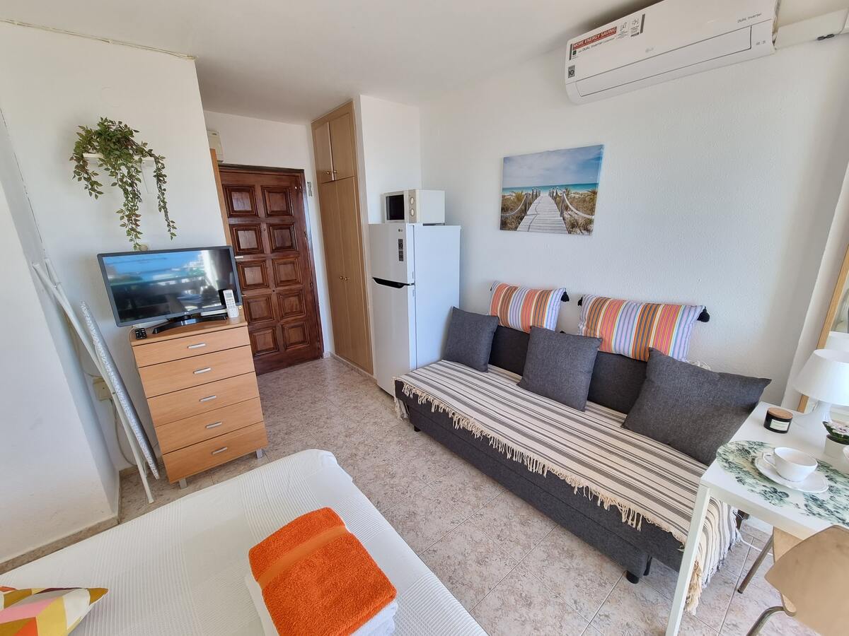 Studio vue mer avec piscine commune à Benalmádena - Photo 9
