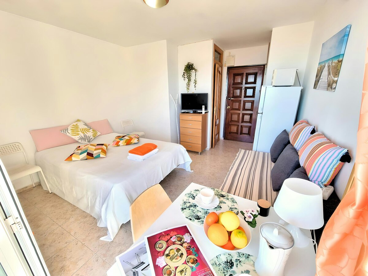 Studio vue mer avec piscine commune à Benalmádena - Photo 12