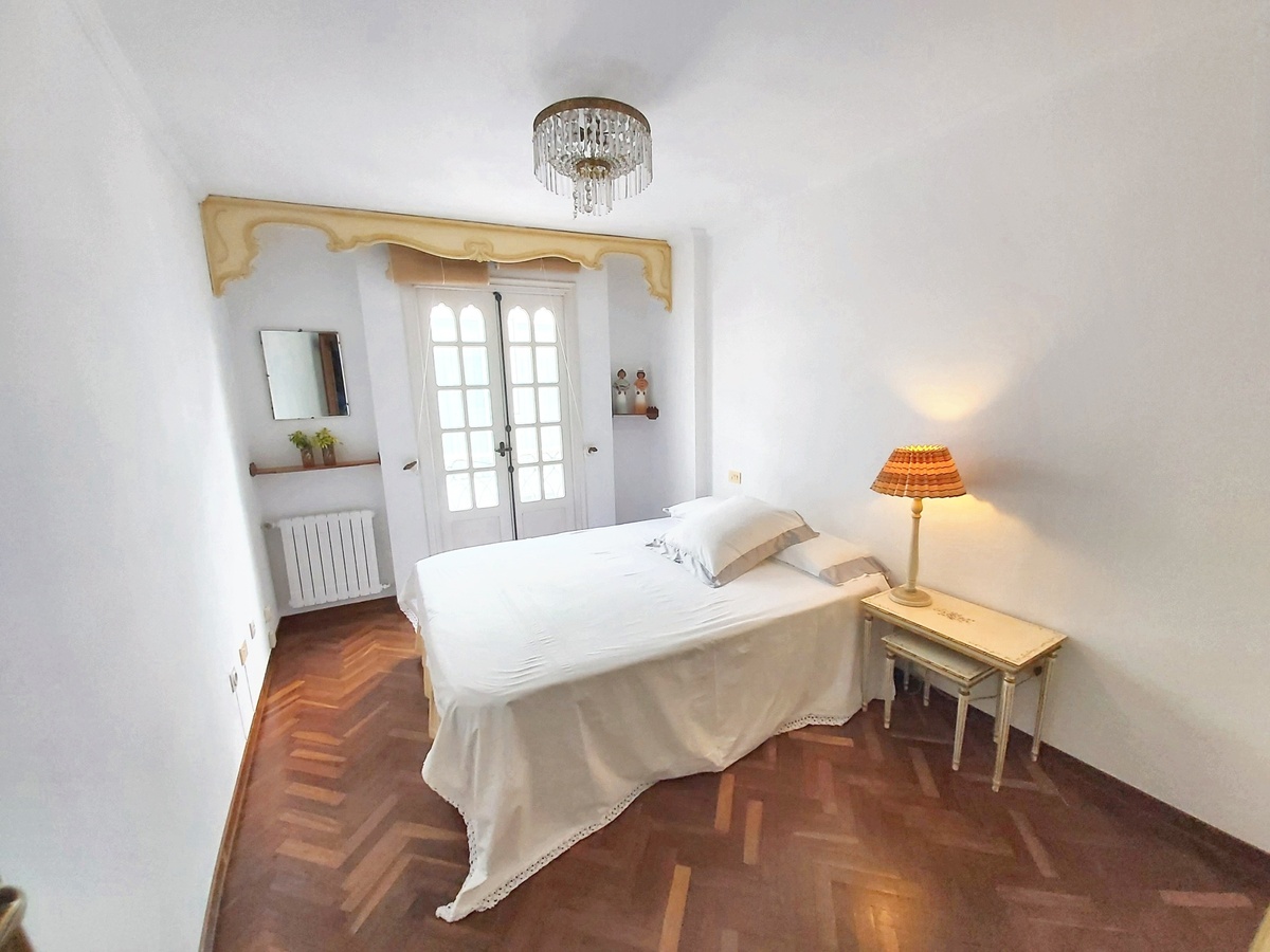 Maison 10 personnes, 6 chambres, terrasse vue ville à A Coruña - Photo 7