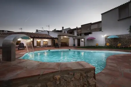Villa charmante à Mondrón avec piscine privée - Photo 3