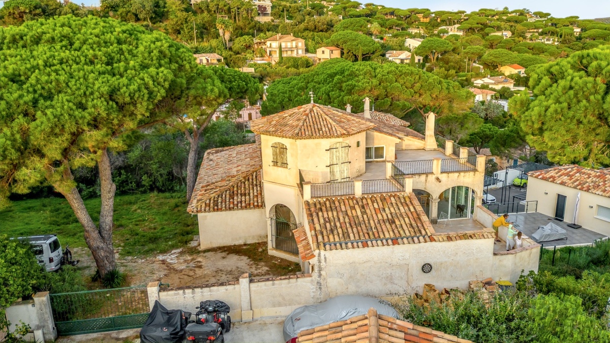 Maison 5 chambres Sainte-Maxime, terrasse vue mer - Photo 4