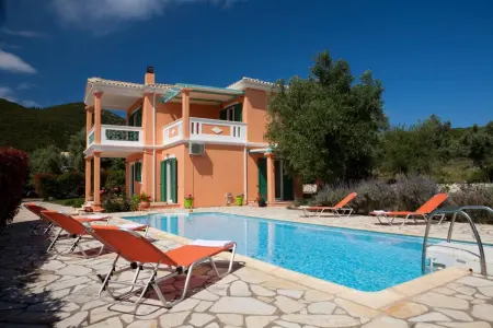 Location villa à Lefkada, Villa de Charme à Lefkada avec Piscine Privée