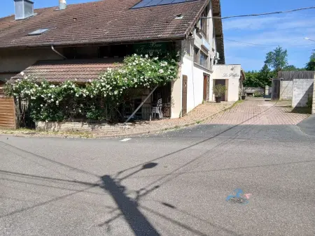 Appartement 80 m² à Échenans : 2 chambres, parking inclus : photo 2
