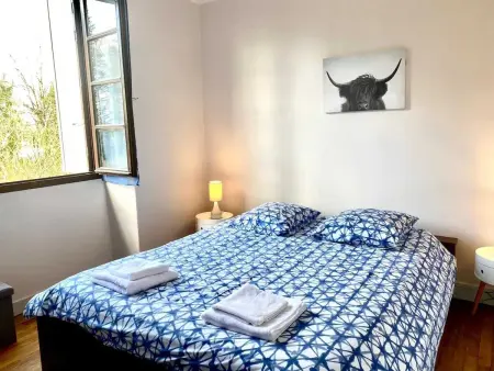 Maison de charme à Québriac avec jardin clôturé et barbecue : photo 13