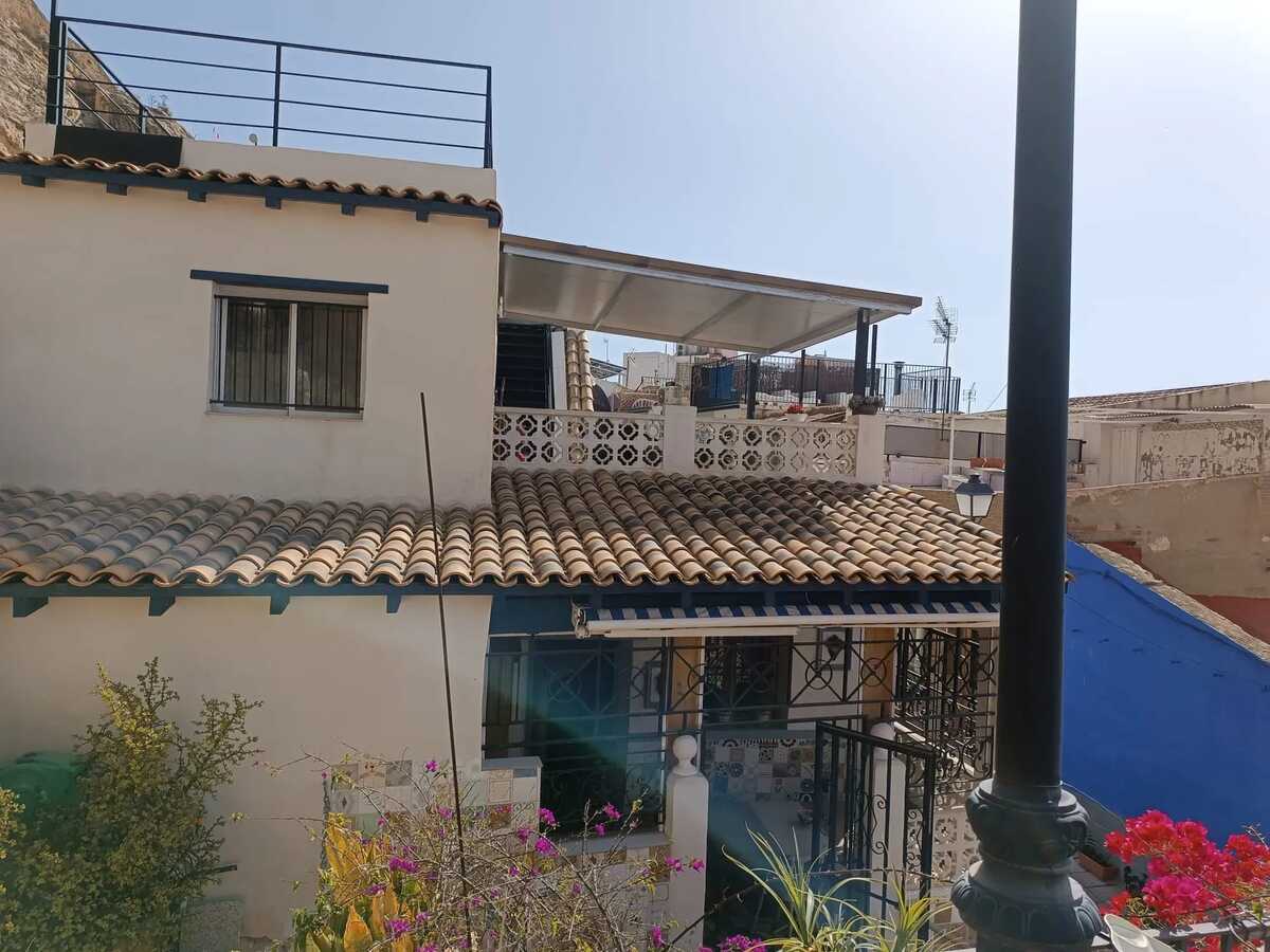 Maison 100 m² vue mer et jardin à Alicante - Photo 8