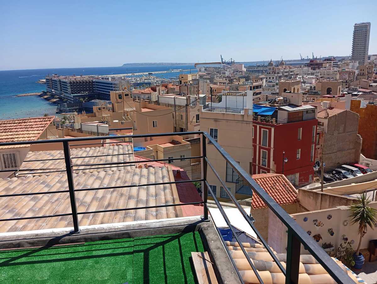 Maison 100 m² vue mer et jardin à Alicante - Photo 22