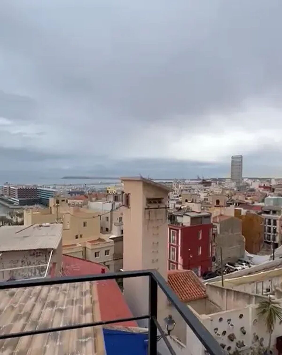 Maison 100 m² vue mer et jardin à Alicante - Photo 32