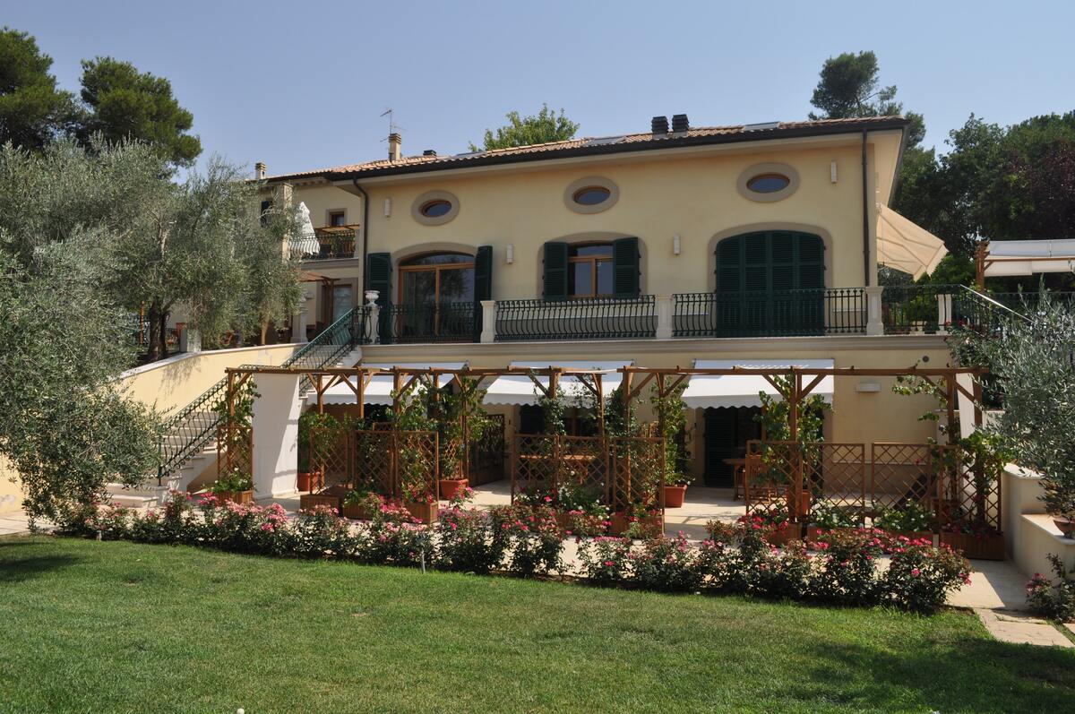 Villa 16 pers., 7 chambres avec jacuzzi à San Michele - Photo 26