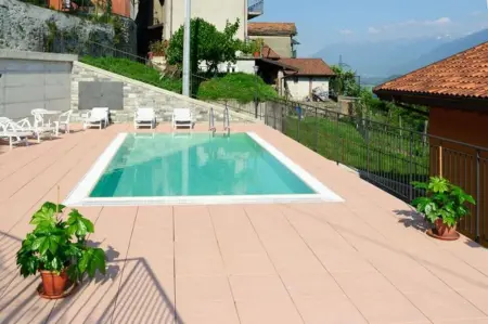 Appartement 2 chambres avec vue lac à Vercana, piscine partagée : photo 9