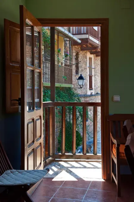 Maison charmante à Robledillo de Gata avec cheminée et terrasse - Photo 12