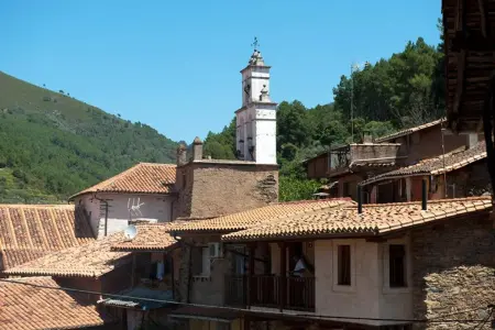 Maison charmante à Robledillo de Gata avec cheminée et terrasse - Photo 19