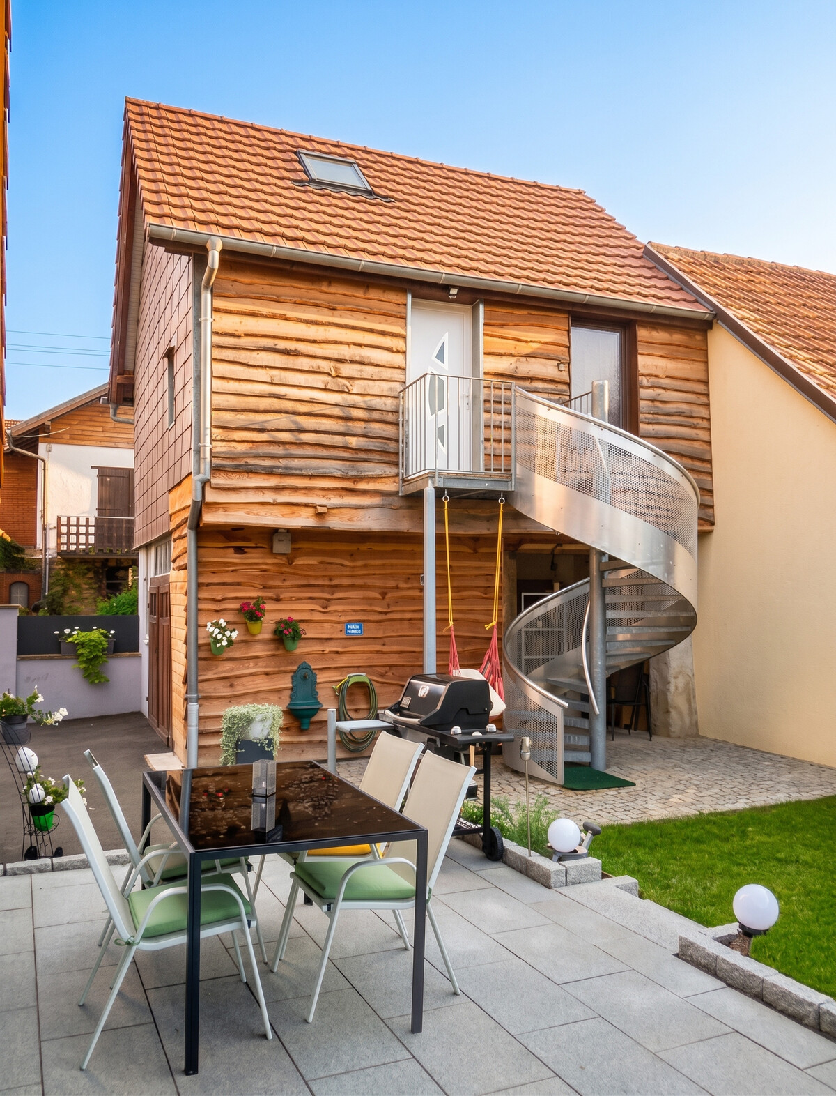 Appartement cosy avec terrasse et vue montagne à Wintzenheim - Photo 4