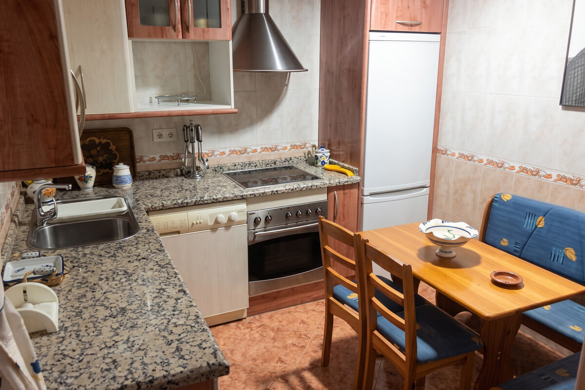 Maison 3 chambres à Madrigal de las Altas Torres, 8 personnes et terrasse - Photo 8