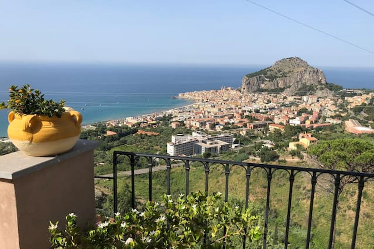Villa en bord de mer à Cefalù avec jacuzzi privé - Photo 3