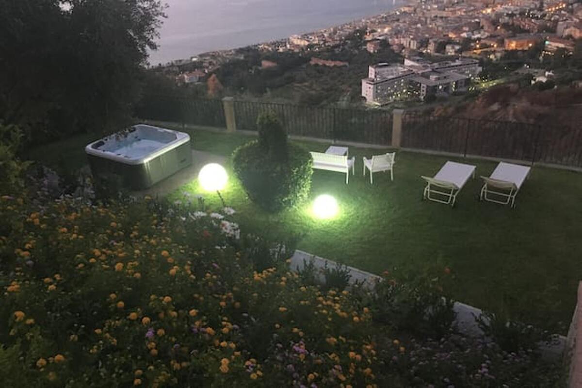 Villa en bord de mer à Cefalù avec jacuzzi privé - Photo 23