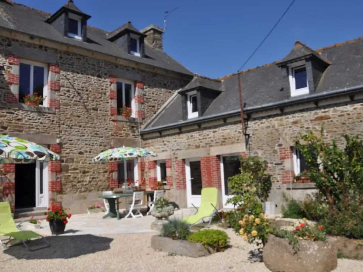 Maison 9 personnes à Pordic, jardin et terrasse - Photo 1