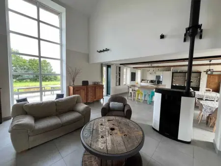 Location maison à Saint Aubin, Spacieuse maison de vacances à Saint-Aubin avec 5 chambres