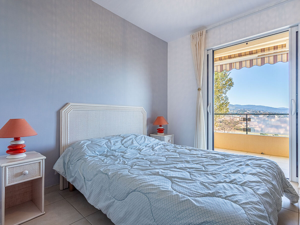 Apt 3 pièces Le Bois du Coteau, vue mer à Bormes - Photo 9