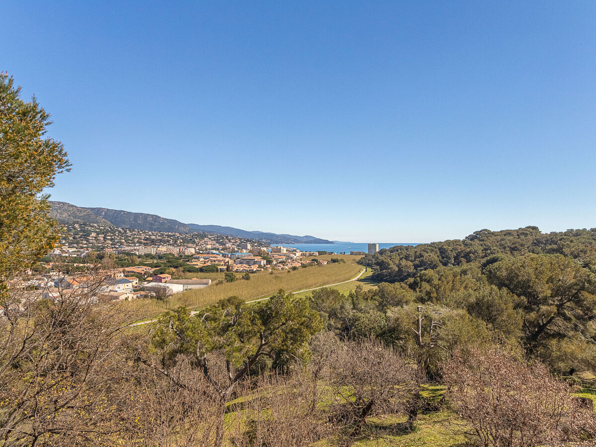 Apt 3 pièces Le Bois du Coteau, vue mer à Bormes - Photo 18