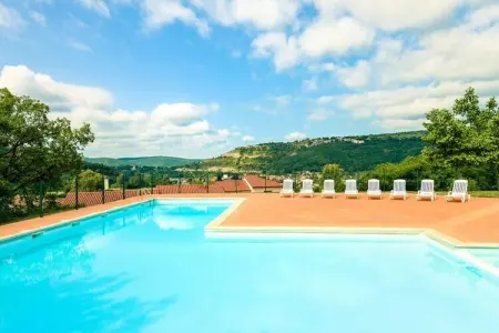 Location appartement à CARJAC, Maisonnette 2 piטces 4 personnes