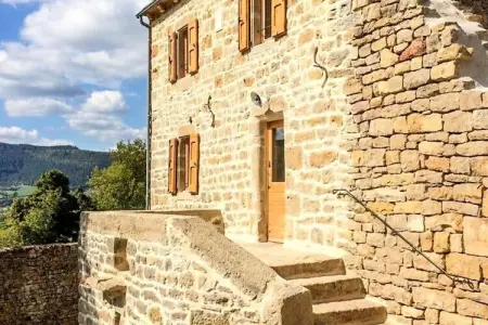 Location appartement à LANUEJOLS, Gמte de France 6 personnes