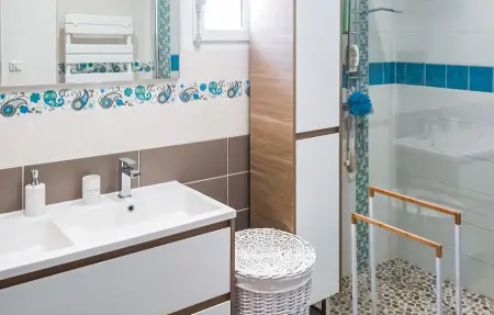 Maison 4 chambres avec piscine privée à Calvisson : photo 16