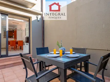 Location maison à Palamós, Maison de Charme à 1 min de la Plage avec Terrasse et Wifi