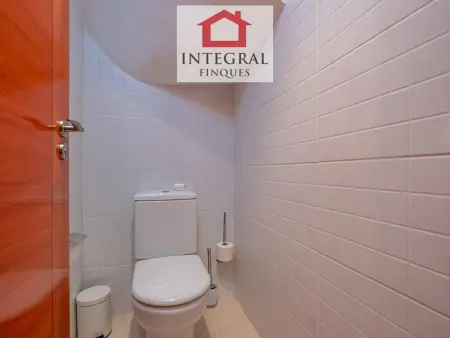 Maison de Charme à 1 min de la Plage avec Terrasse et Wifi - Photo 11