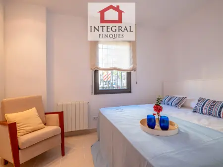 Maison de Charme à 1 min de la Plage avec Terrasse et Wifi - Photo 13