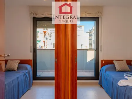 Maison de Charme à 1 min de la Plage avec Terrasse et Wifi - Photo 17