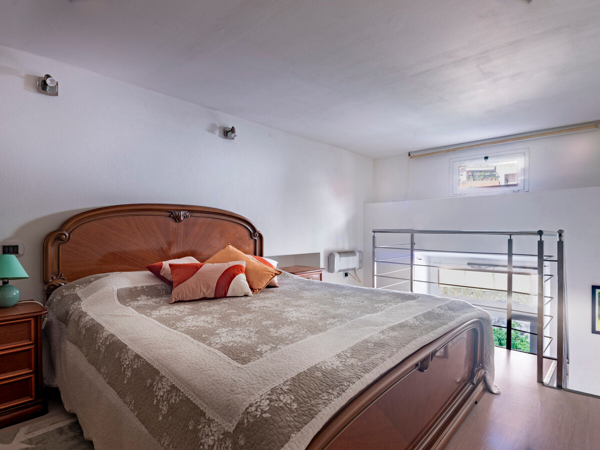 Studio mezzanine 25m² à Menton, proche plages - Photo 2