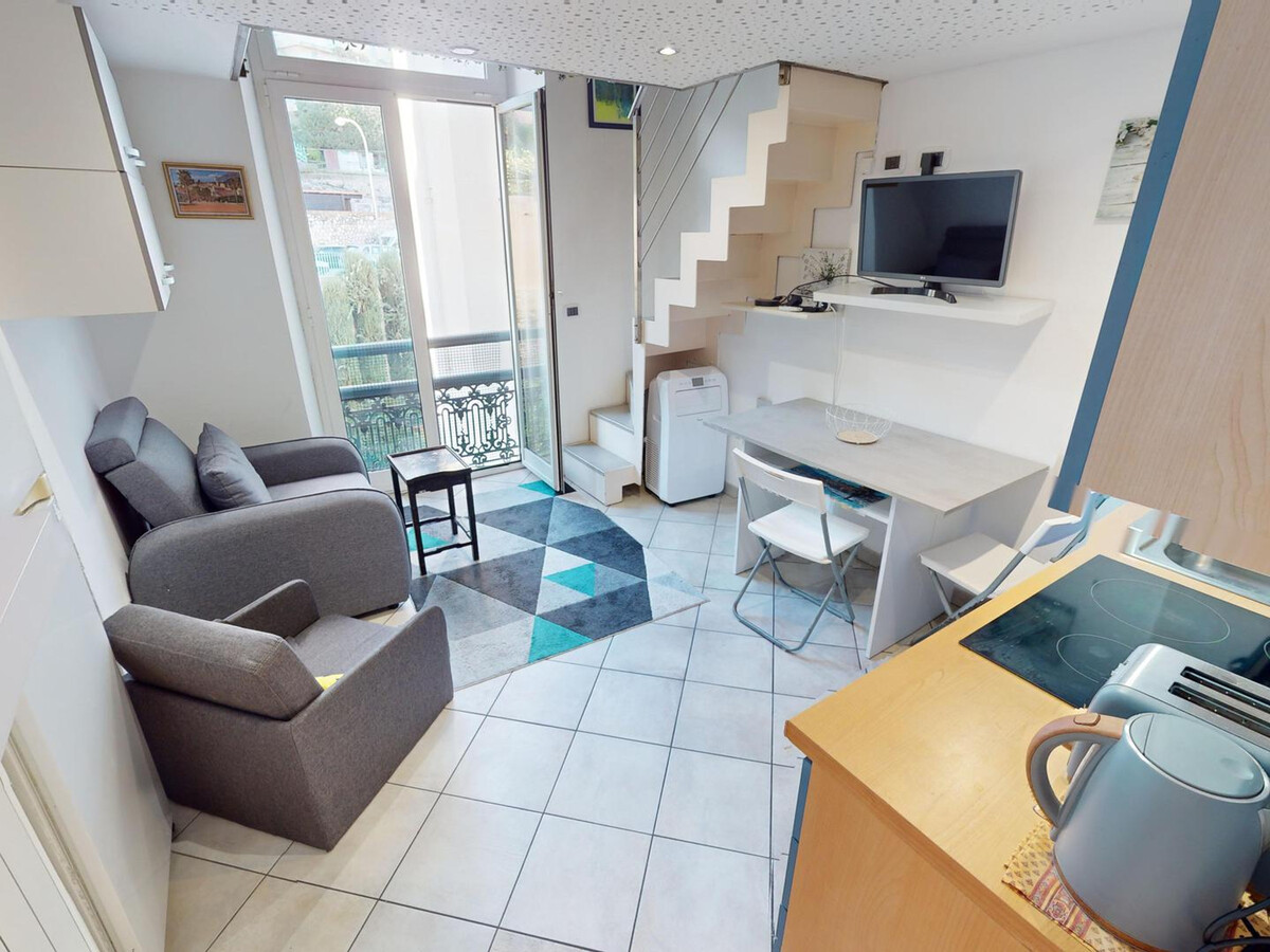Studio mezzanine 25m² à Menton, proche plages - Photo 9