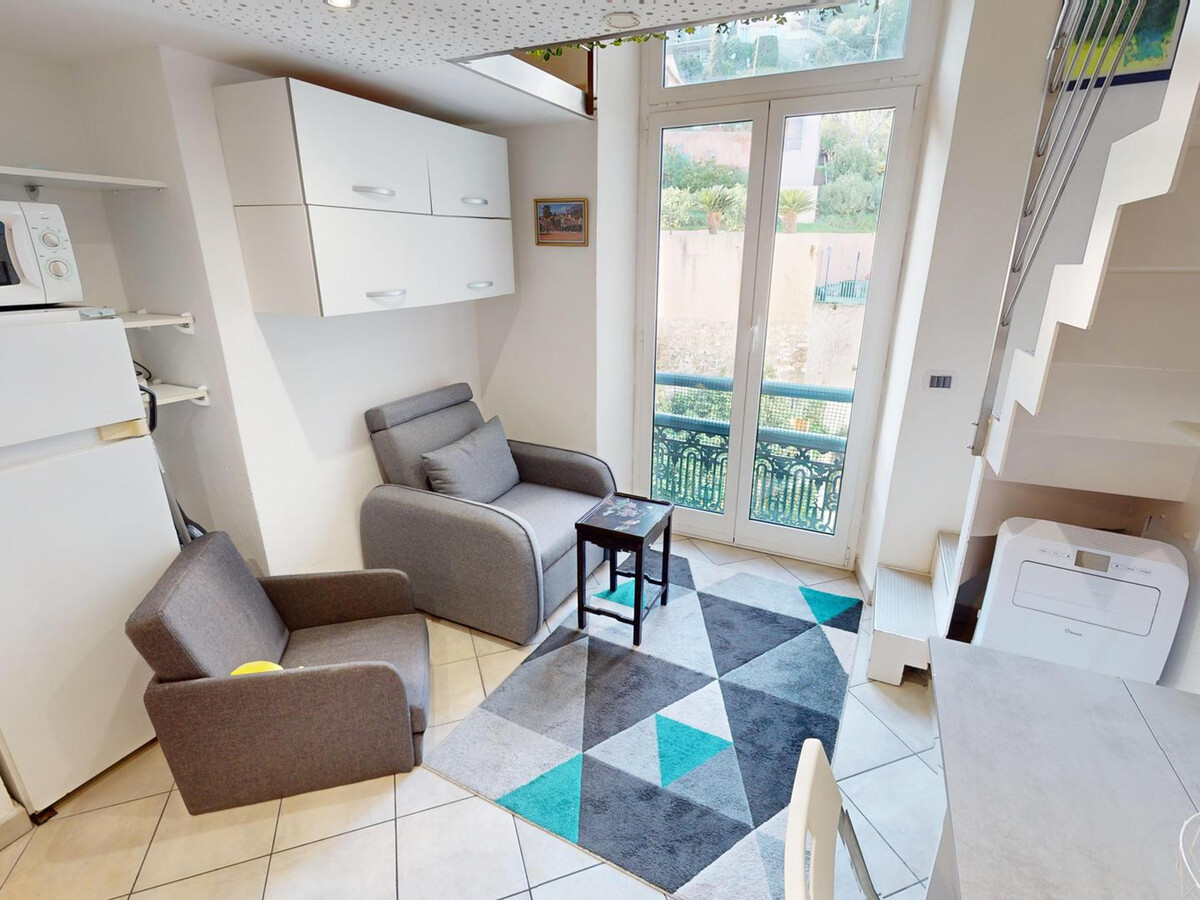 Studio mezzanine 25m² à Menton, proche plages - Photo 10