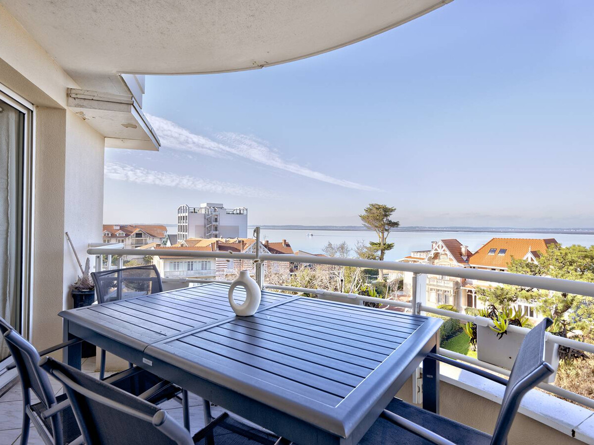 T3 Arcachon face au bassin avec terrasse panoramique - Photo 1
